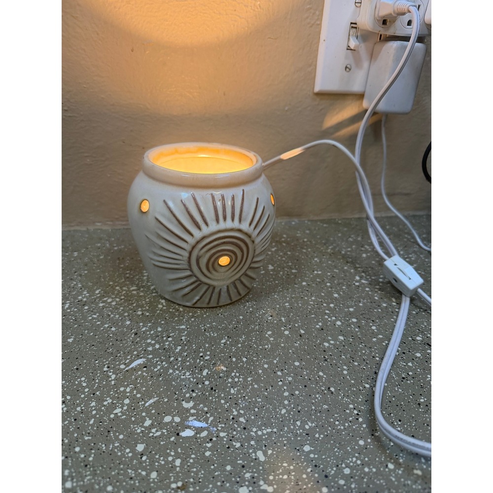 Scentsy Sunburst Electric Wax Warmer Ceramic Cream Celestial Boho Home Fragrance